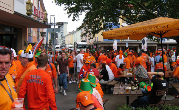 Orange people everywhere.....